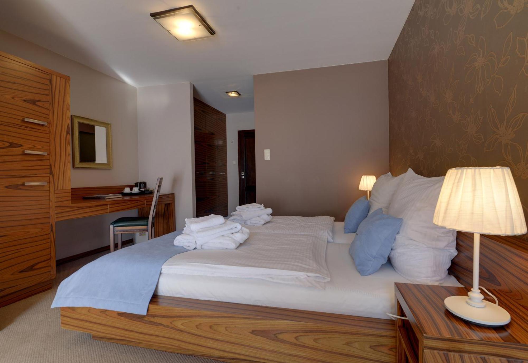 Rezydencja Nad Wodospadem Spa&Wellness Kolo Szklarskiej Poreby Przesieka Luaran gambar